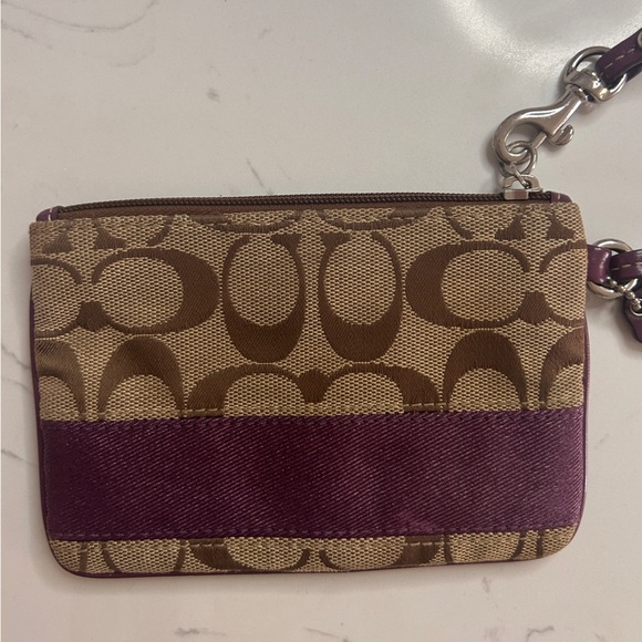 Coach Vintage Wristlet- EUC - Picture 7 of 15